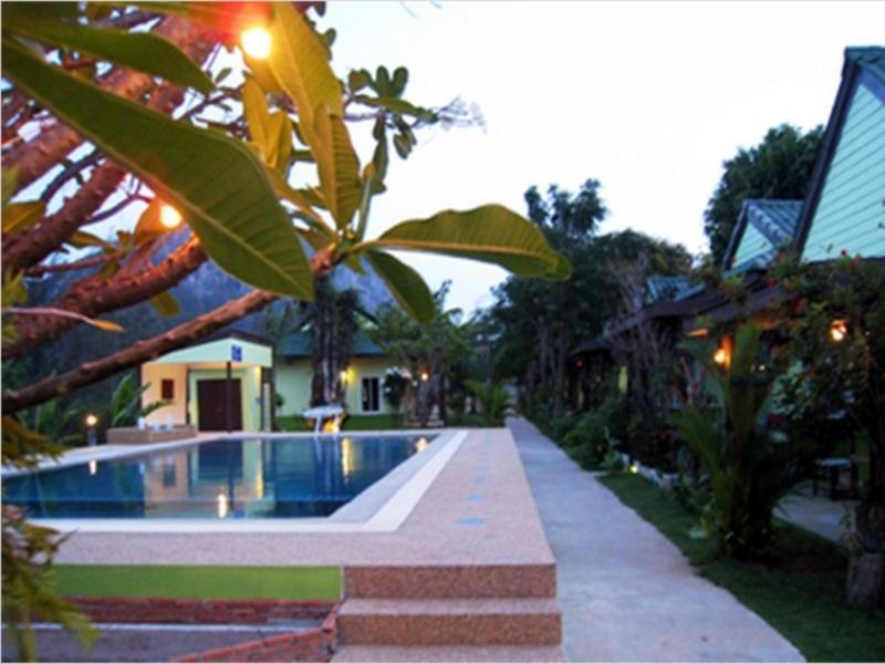 Sanghirun Resort Pran Buri Extérieur photo