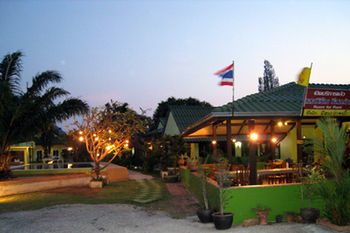 Sanghirun Resort Pran Buri Extérieur photo